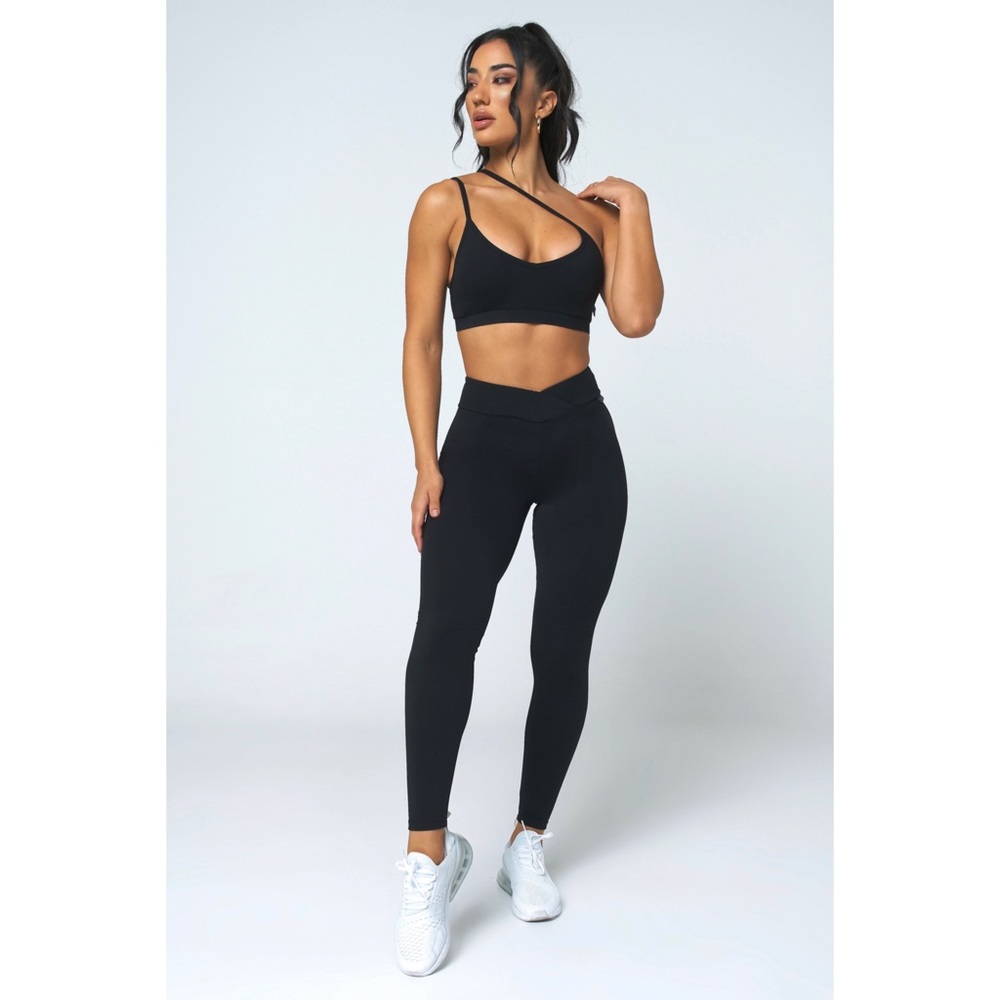NEW LiCi Fit Black V-cut Scrunch Legging (S)